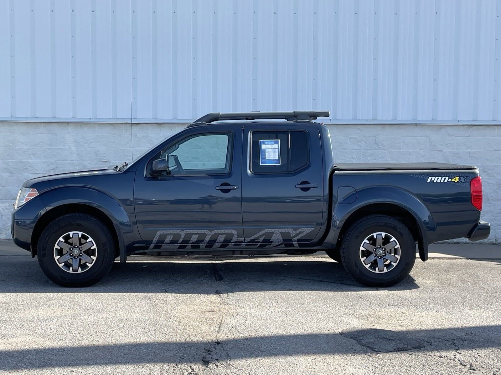 Used 2015 Nissan Frontier PRO-4X with VIN 1N6AD0EV3FN753706 for sale in Lincoln, NE