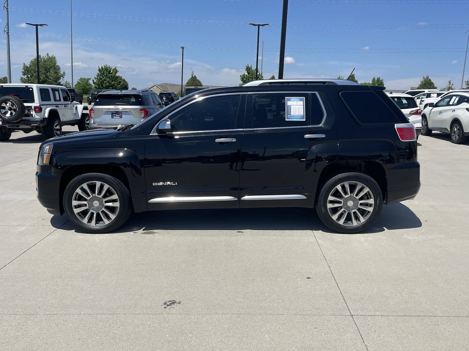 Used 2017 GMC Terrain Denali with VIN 2GKFLVE38H6257125 for sale in Lincoln, NE