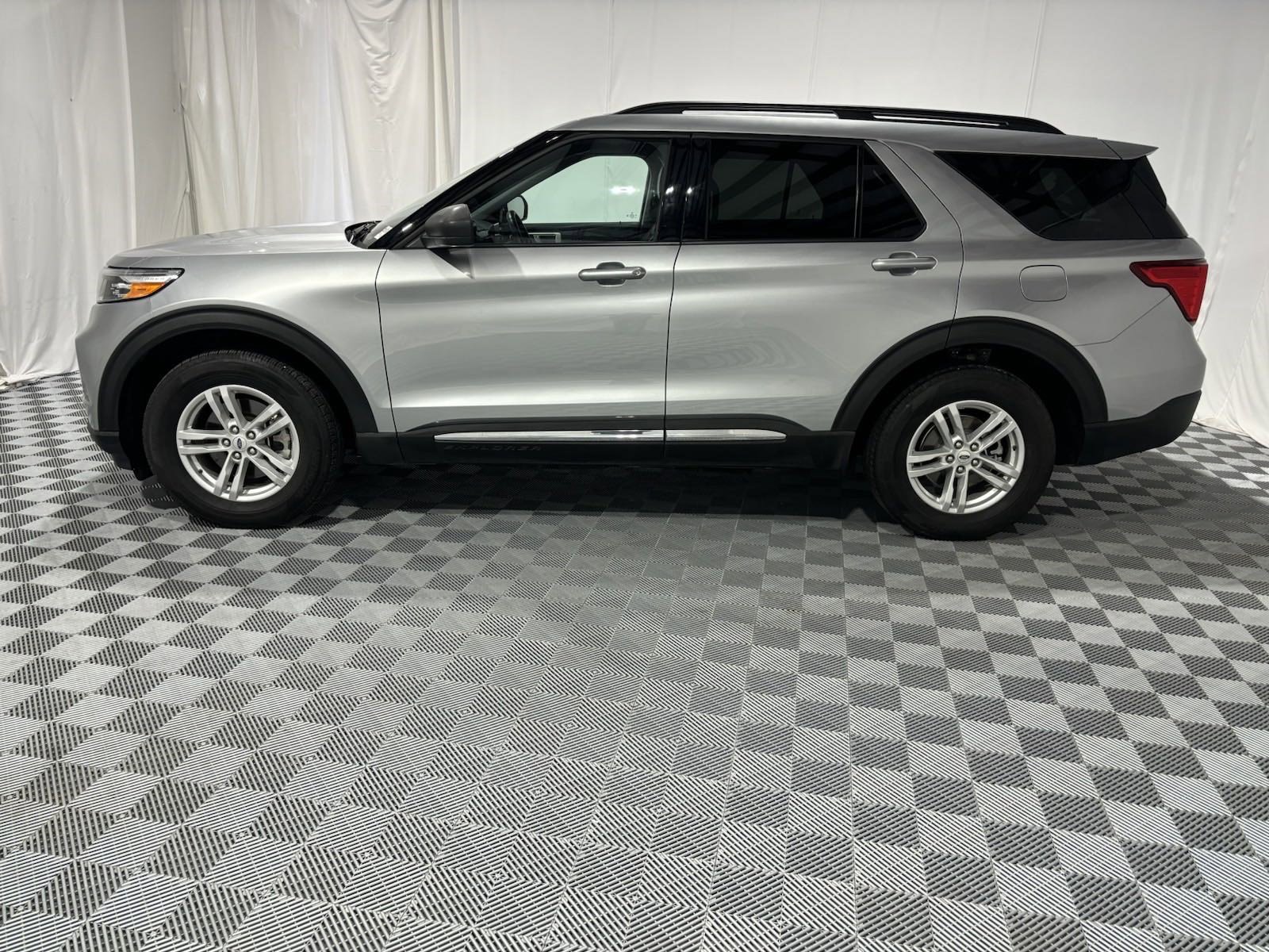 Used 2021 Ford Explorer XLT with VIN 1FMSK8DH2MGA82582 for sale in Lincoln, NE