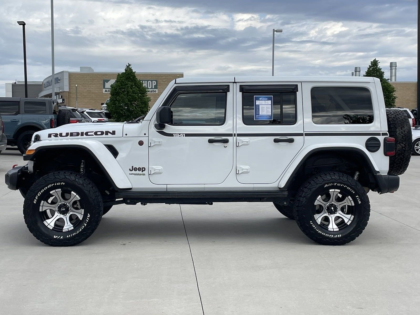 Used 2021 Jeep Wrangler Unlimited Rubicon with VIN 1C4HJXFG4MW759251 for sale in Lincoln, NE