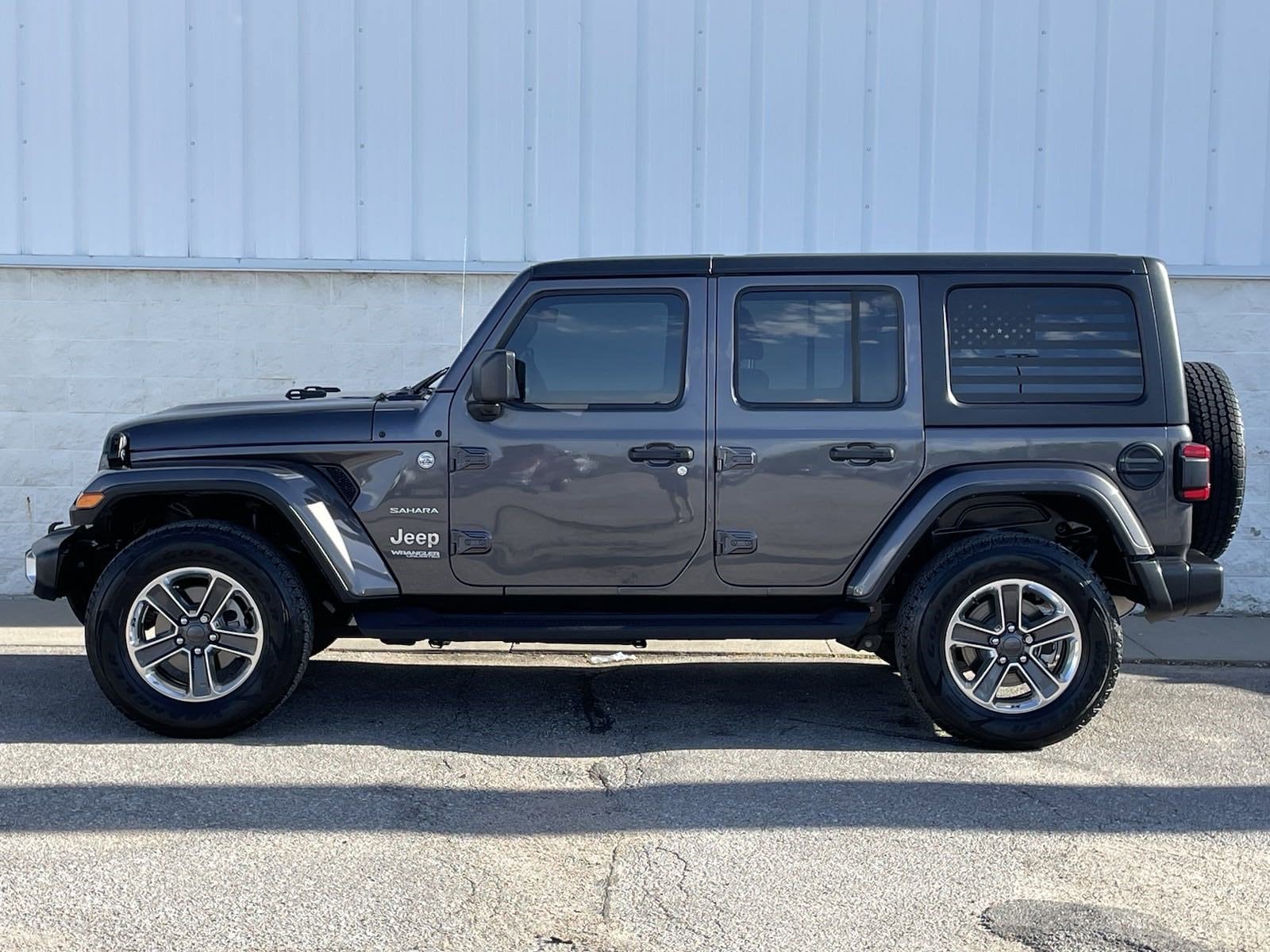 Certified 2022 Jeep Wrangler Unlimited Sahara with VIN 1C4HJXEG4NW257665 for sale in Lincoln, NE