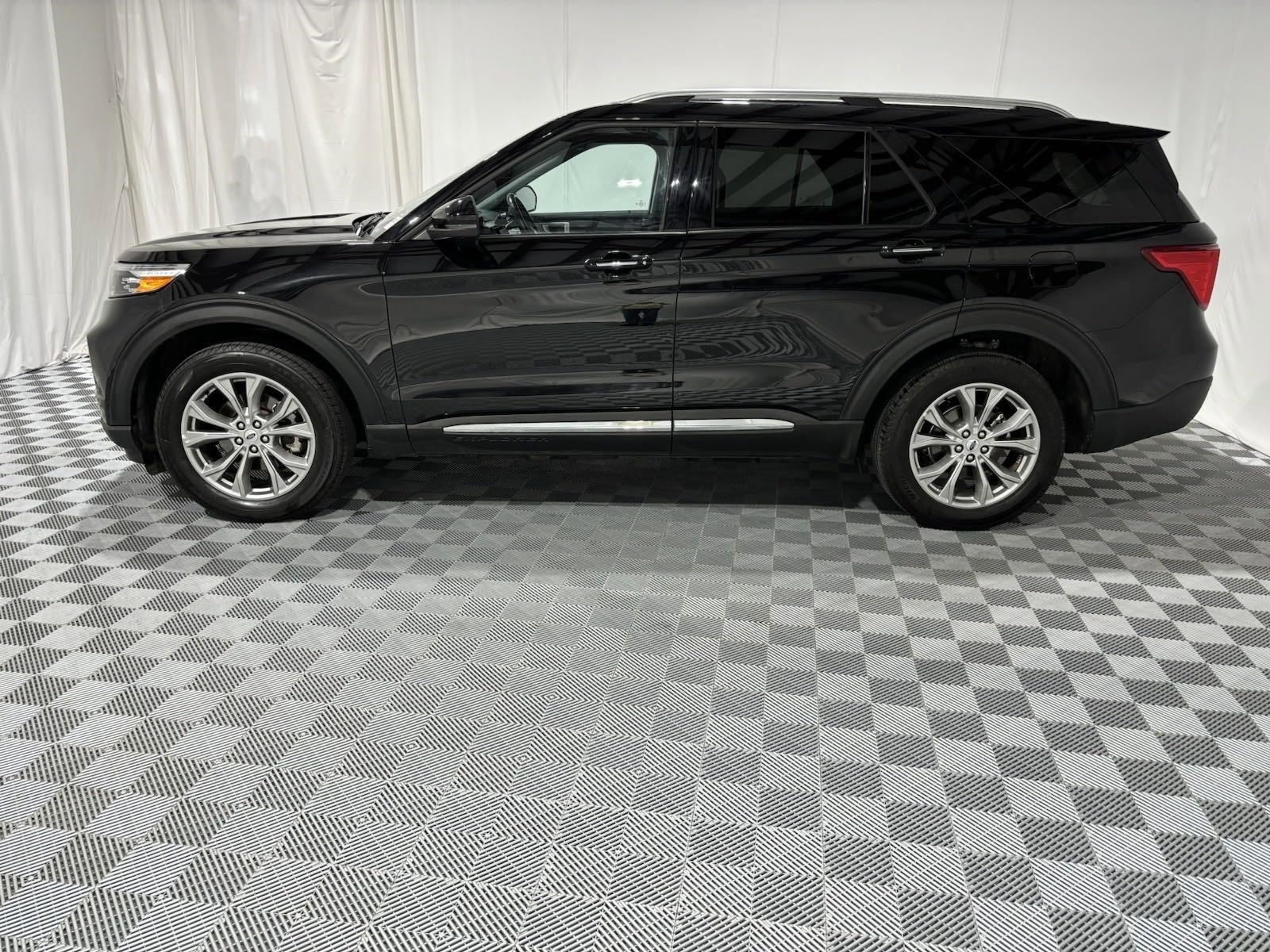 Used 2023 Ford Explorer Limited with VIN 1FMSK8FH2PGA06832 for sale in Lincoln, NE