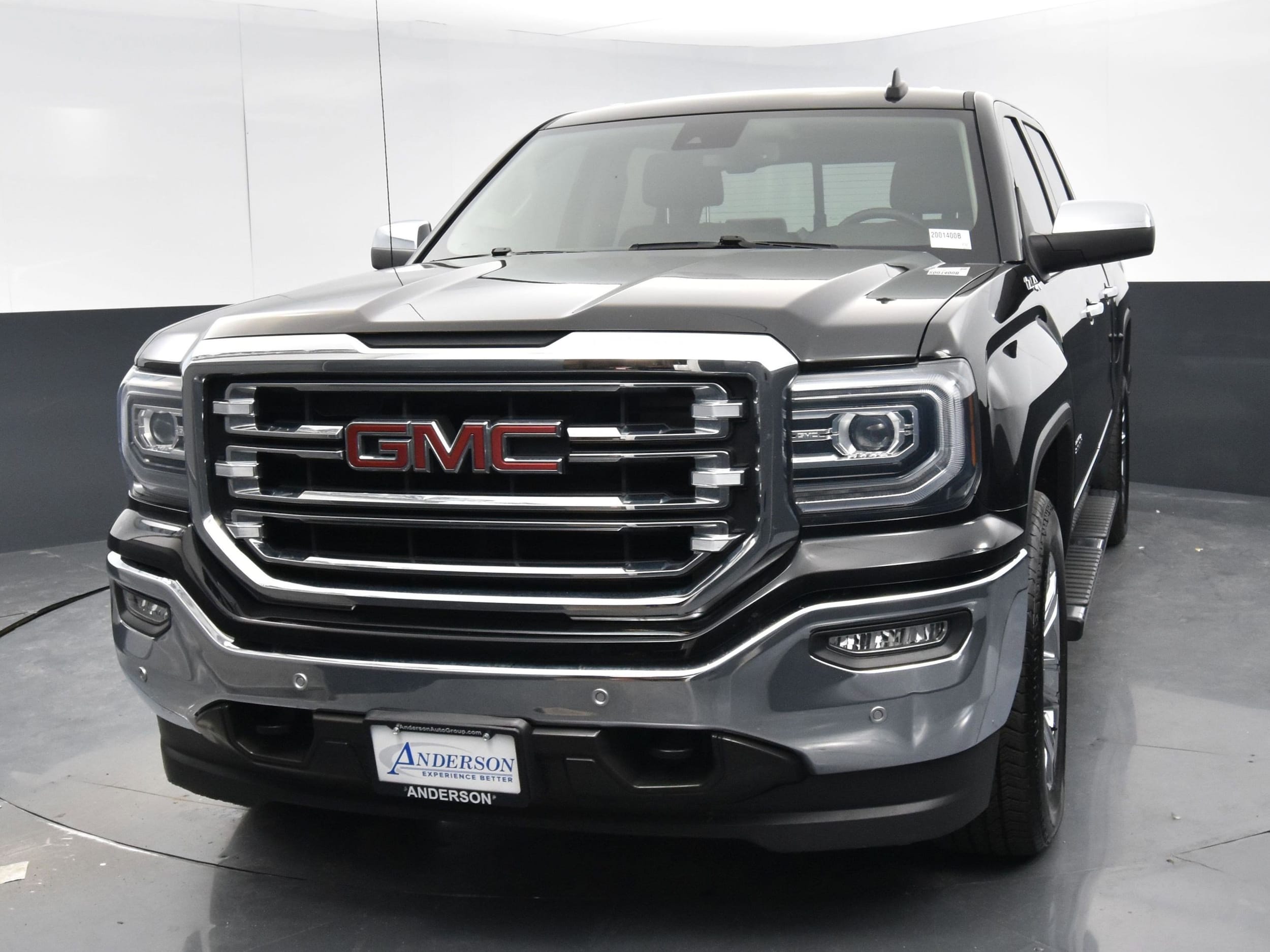 Used 2018 GMC Sierra 1500 SLT with VIN 3GTU2NEC4JG631536 for sale in Lincoln, NE