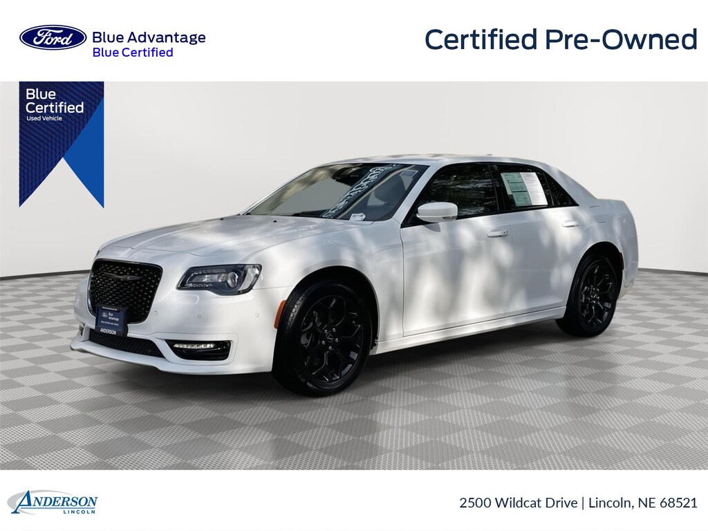 Used 2023 Chrysler 300 Touring L Sedan