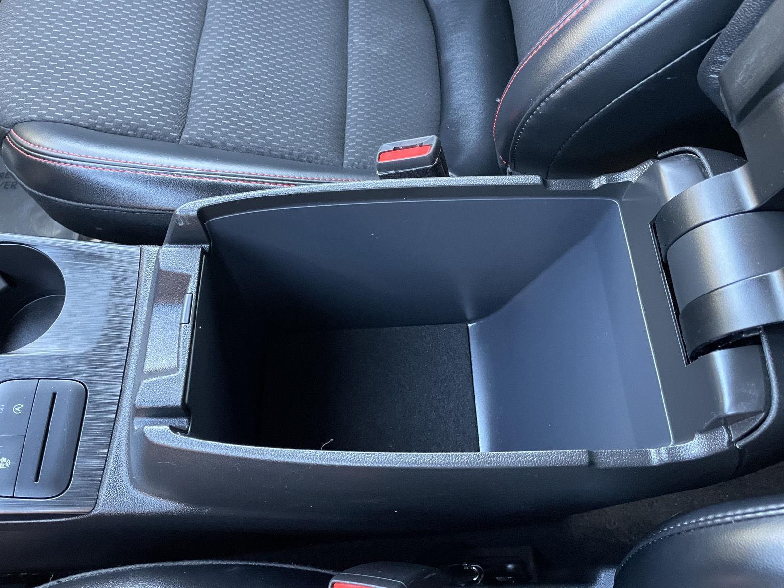 2025 Ford Escape ST-Line - Photo 30