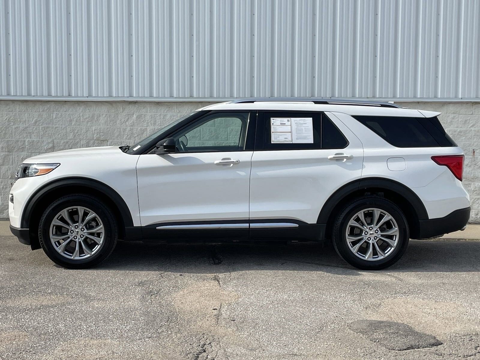 Used 2022 Ford Explorer Limited with VIN 1FMSK8FH2NGA24213 for sale in Lincoln, NE