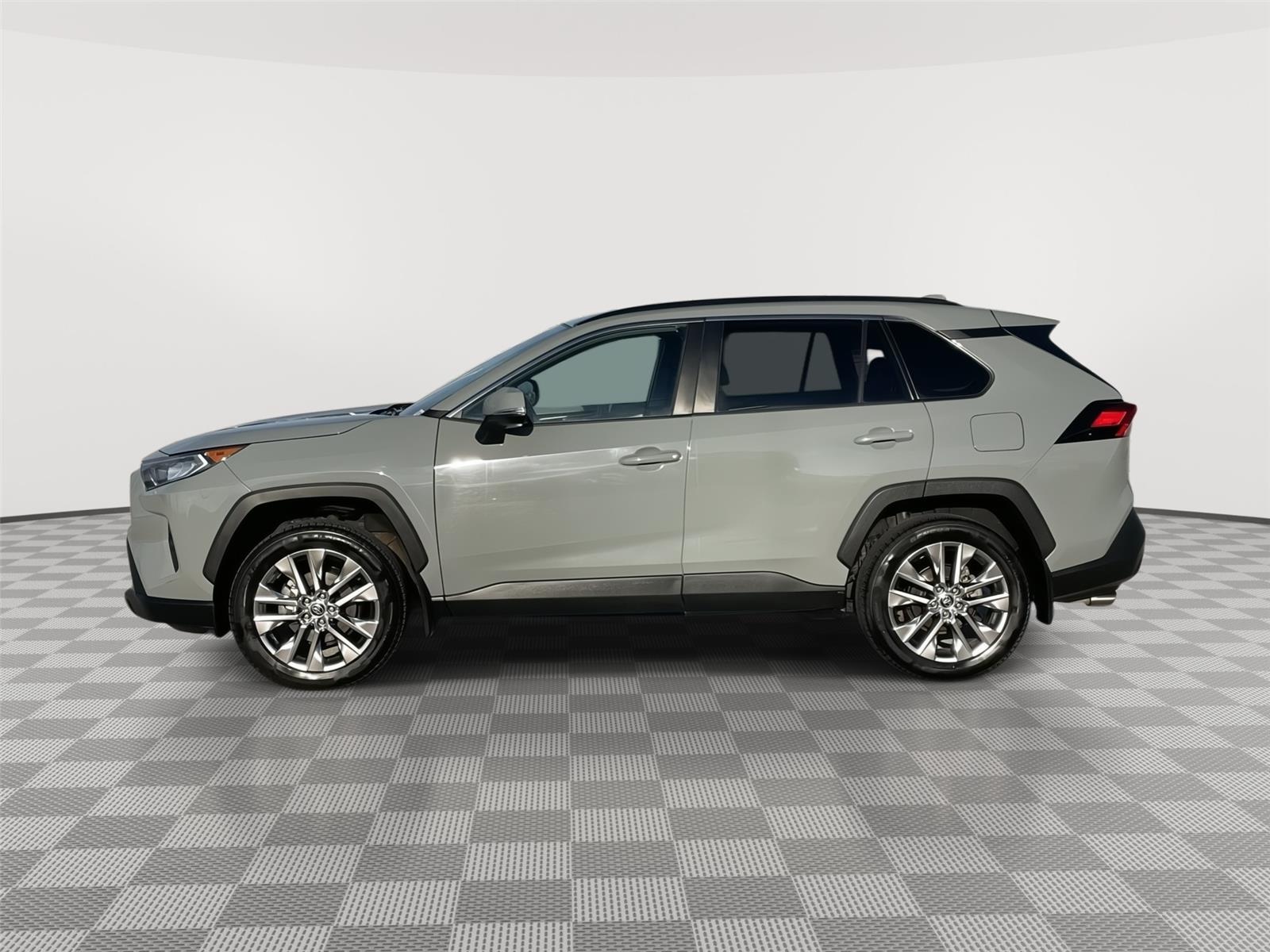 Used 2021 Toyota RAV4 XLE Premium SUV