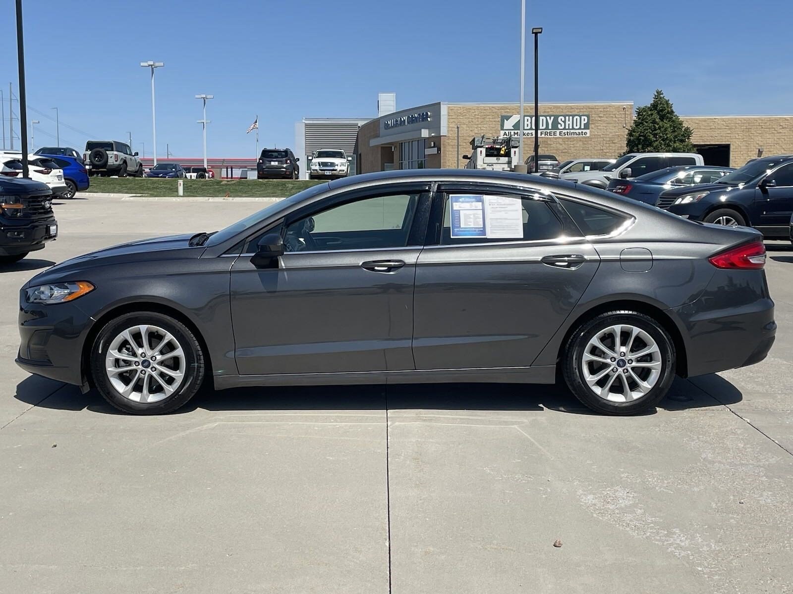 Used 2020 Ford Fusion SE with VIN 3FA6P0HD4LR257167 for sale in Lincoln, NE