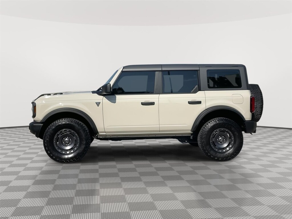 Used 2025 Ford Bronco Base SUV