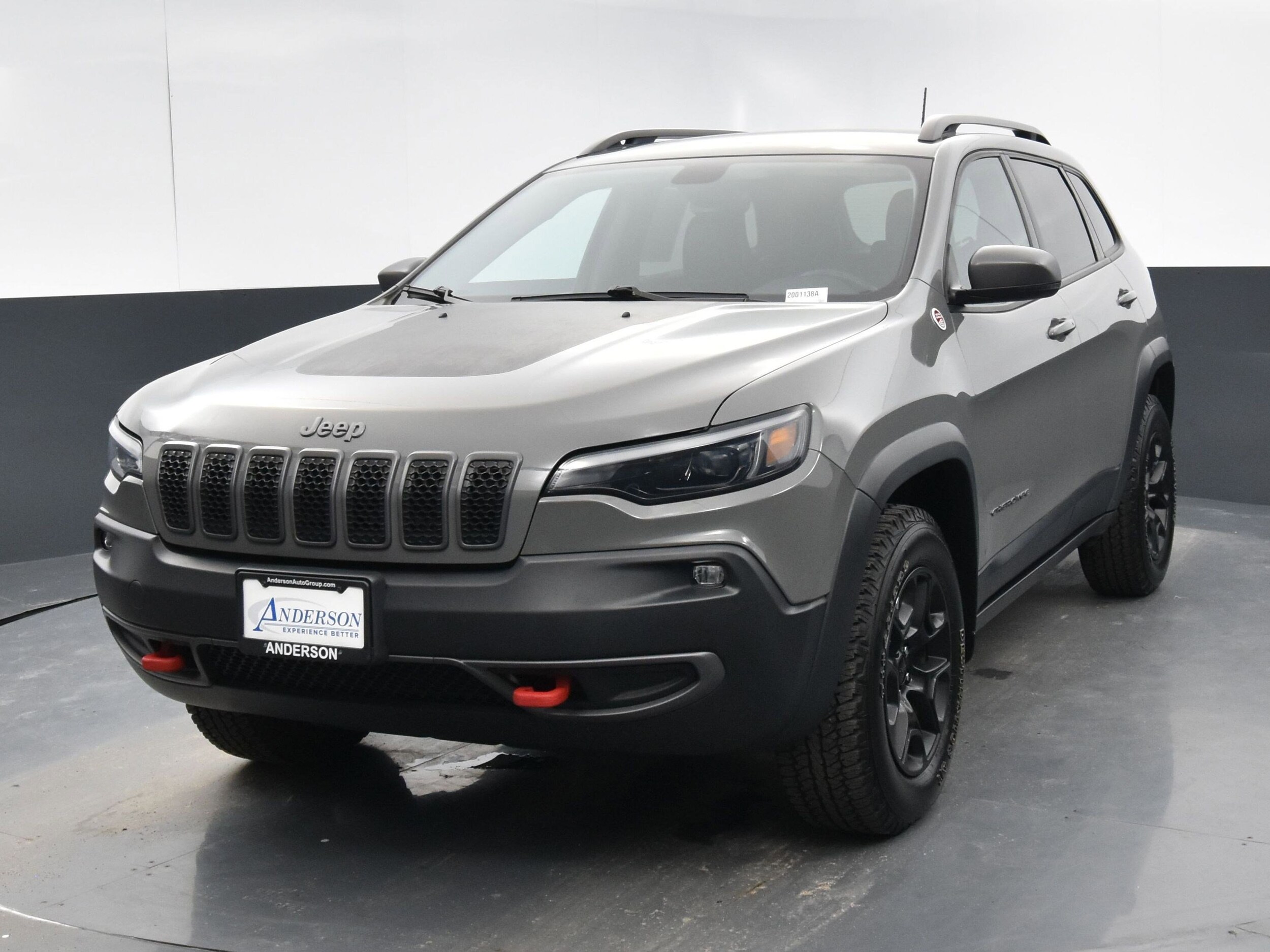 Used 2019 Jeep Cherokee Trailhawk with VIN 1C4PJMBX2KD478560 for sale in Lincoln, NE