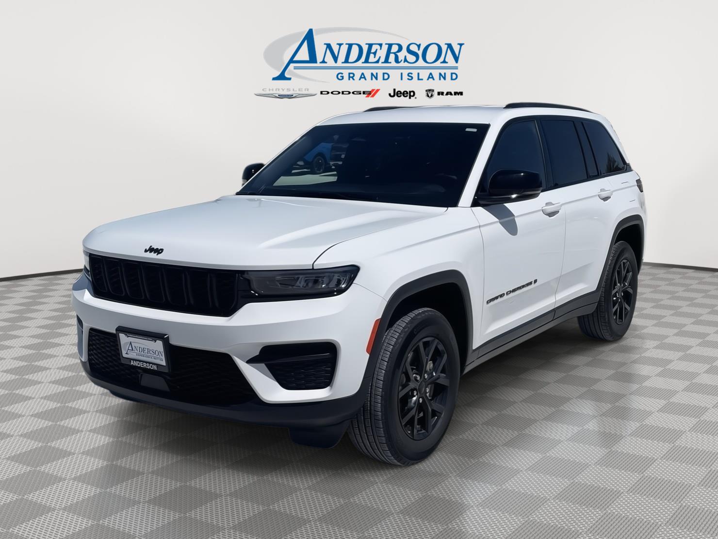 2025 Jeep Grand Cherokee Altitude 4x4's photo