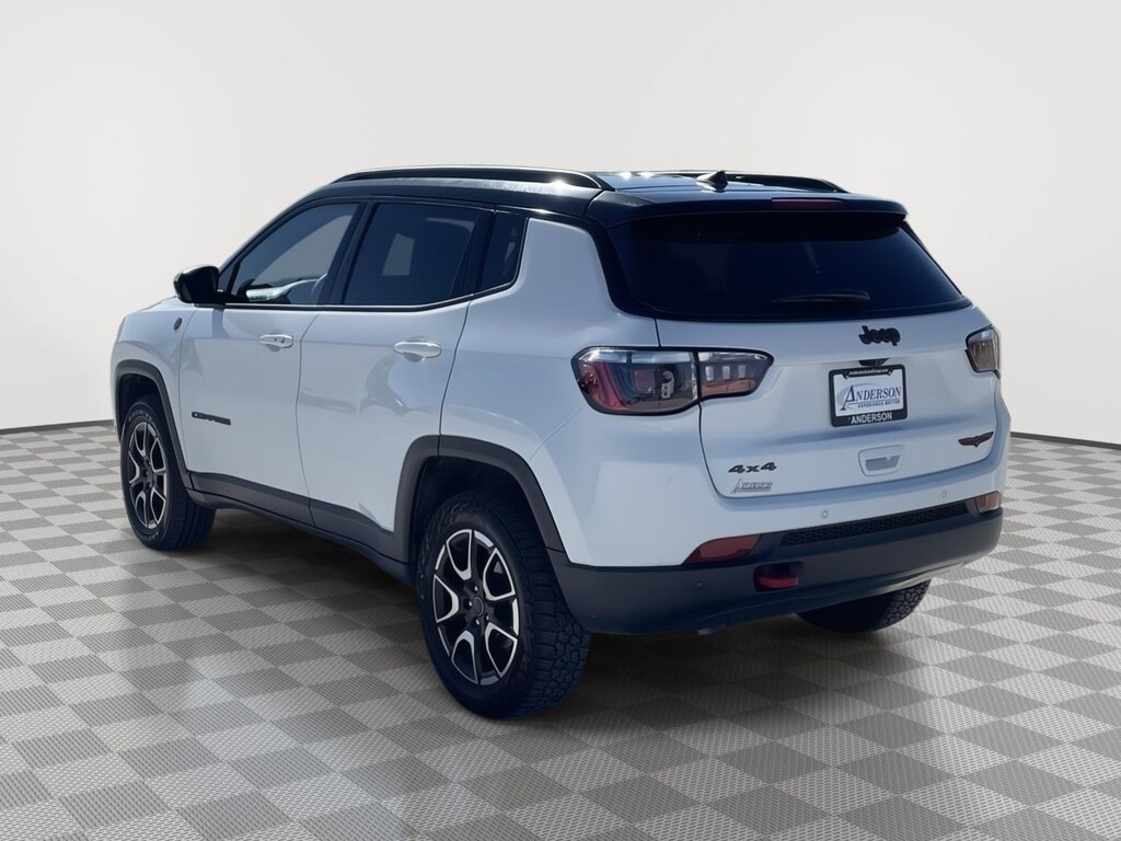 Used 2025 Jeep Compass Trailhawk SUV