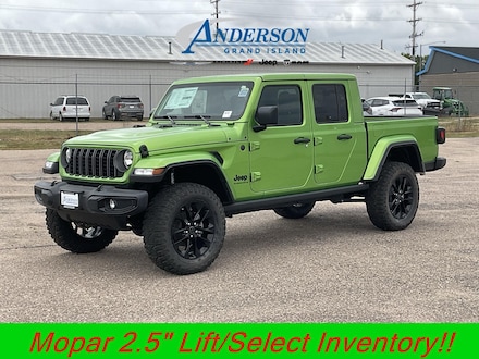 2025 Jeep Gladiator NIGHTHAWK 4X4 Pickup