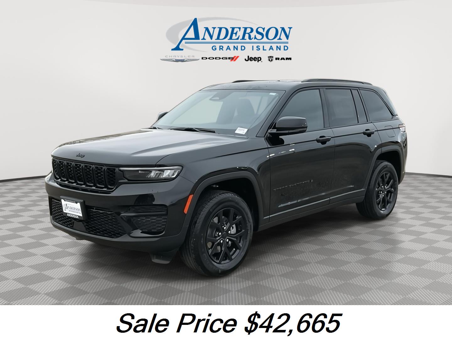 2025 Jeep Grand Cherokee Altitude's photo