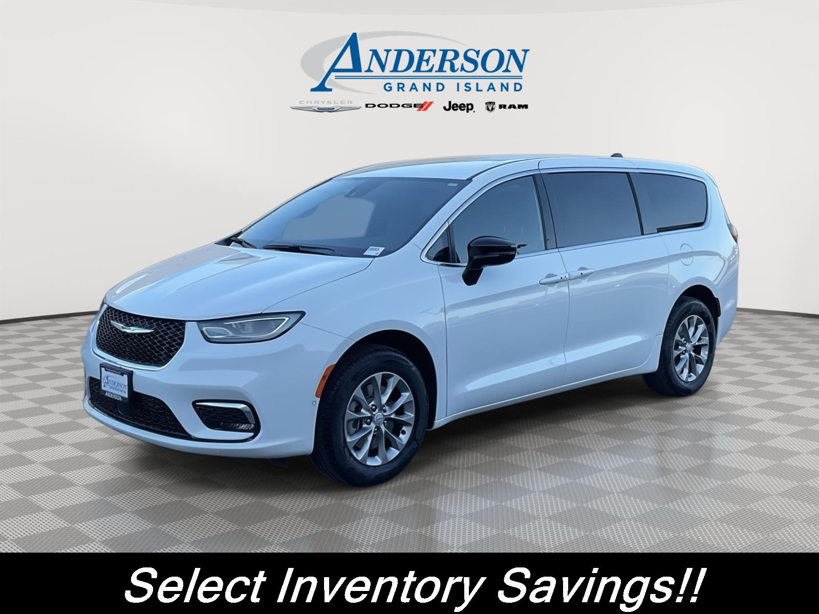 2026 Chrysler Pacifica Select AWD's photo