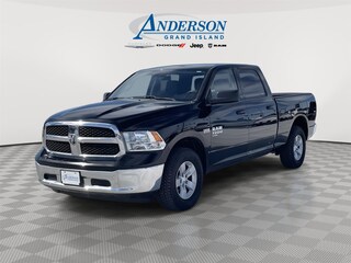 2021 Ram 1500 Classic SLT Truck Crew Cab