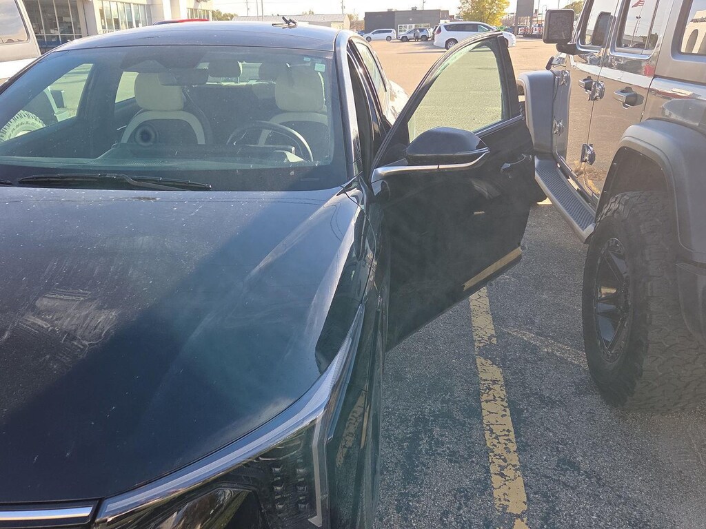 2025 Kia K4 GT-Line Turbo photo 3