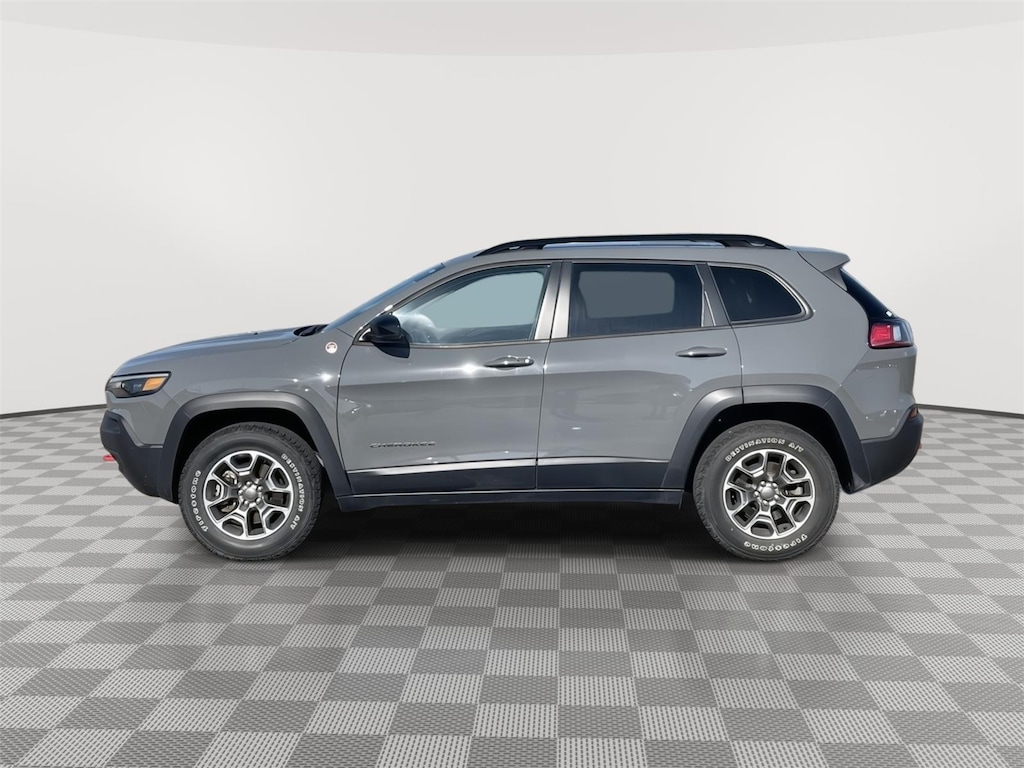 Used 2022 Jeep Cherokee Trailhawk SUV