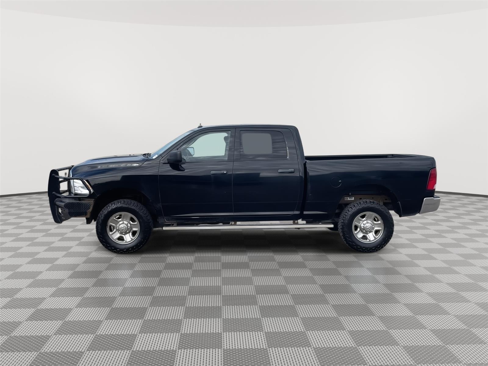 2014 Ram 2500 Tradesman photo 2
