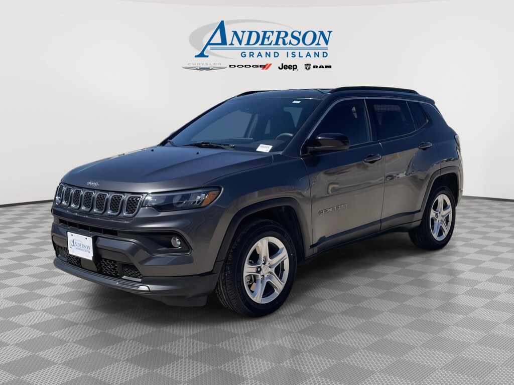 Used 2023 Jeep Compass Latitude SUV