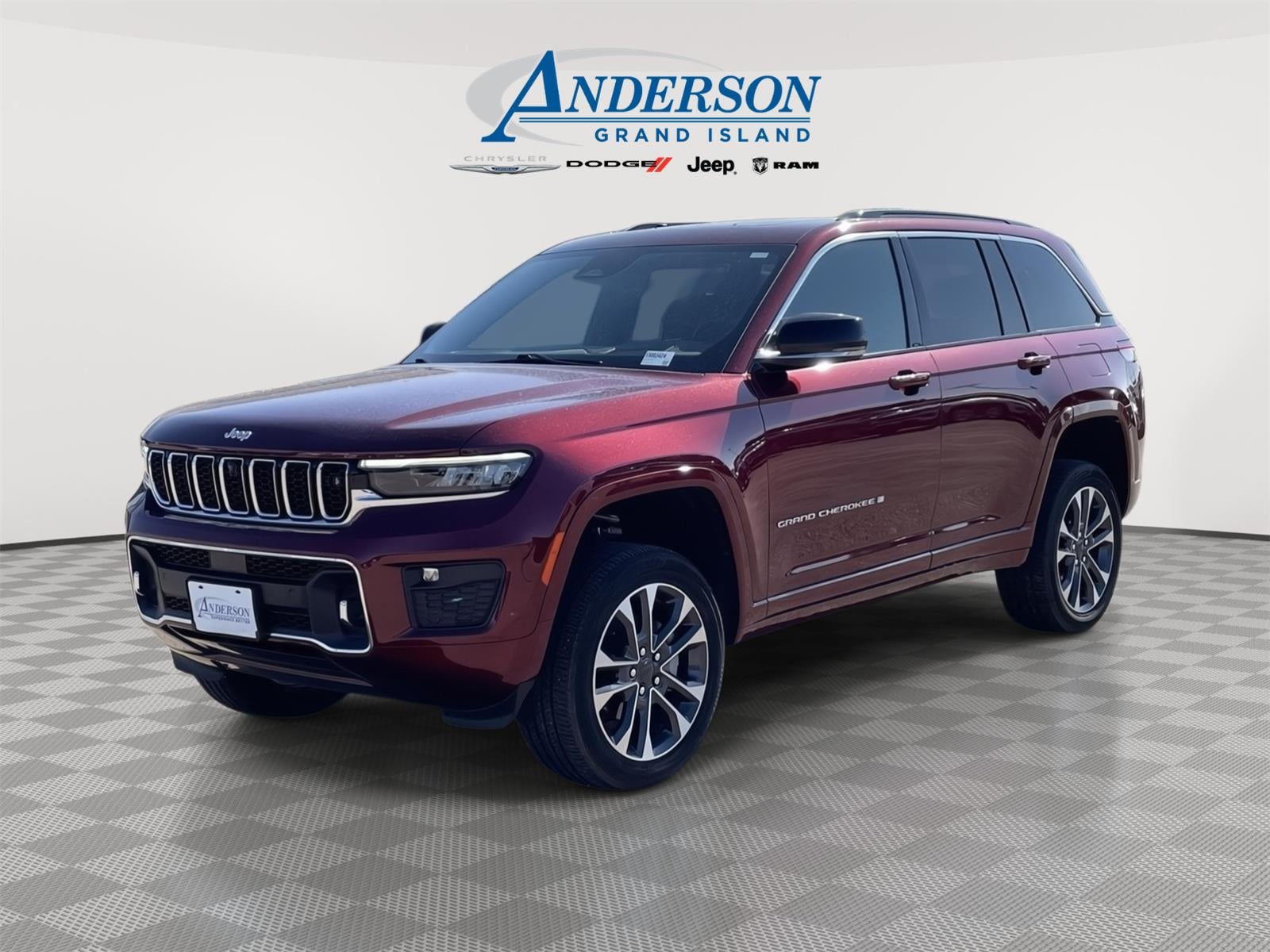 2024 Jeep Grand Cherokee Overland 4x4's photo