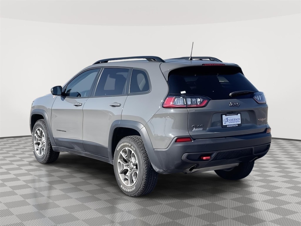 Used 2022 Jeep Cherokee Trailhawk SUV