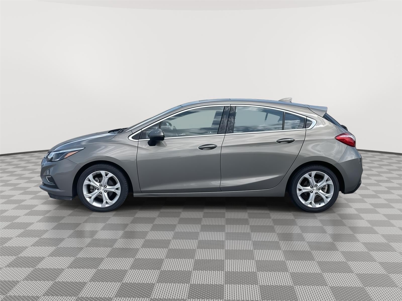Used 2017 Chevrolet Cruze Premier with VIN 3G1BF6SM5HS503871 for sale in Grand Island, NE