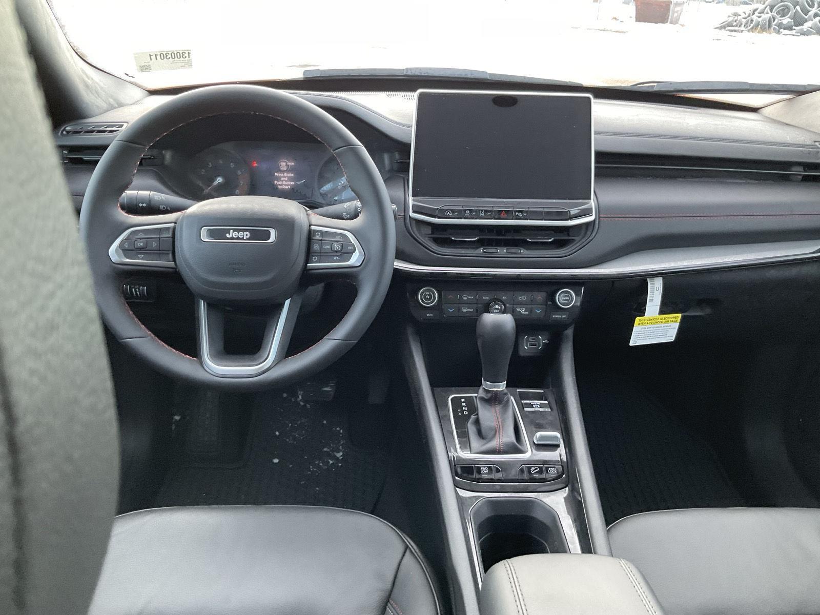 2026 Jeep Compass Trailhawk - Photo 16