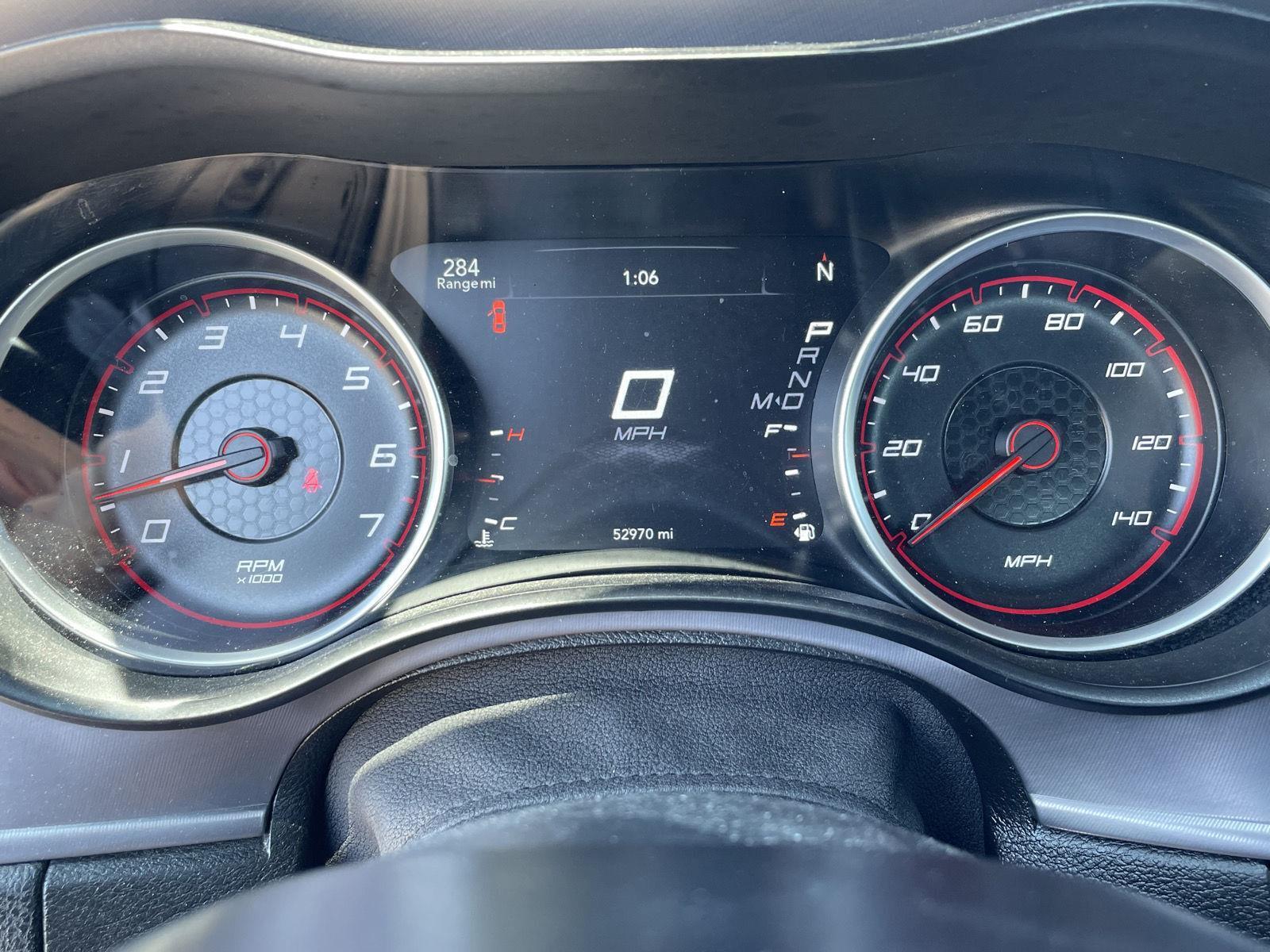 2023 Dodge Charger SXT photo 2