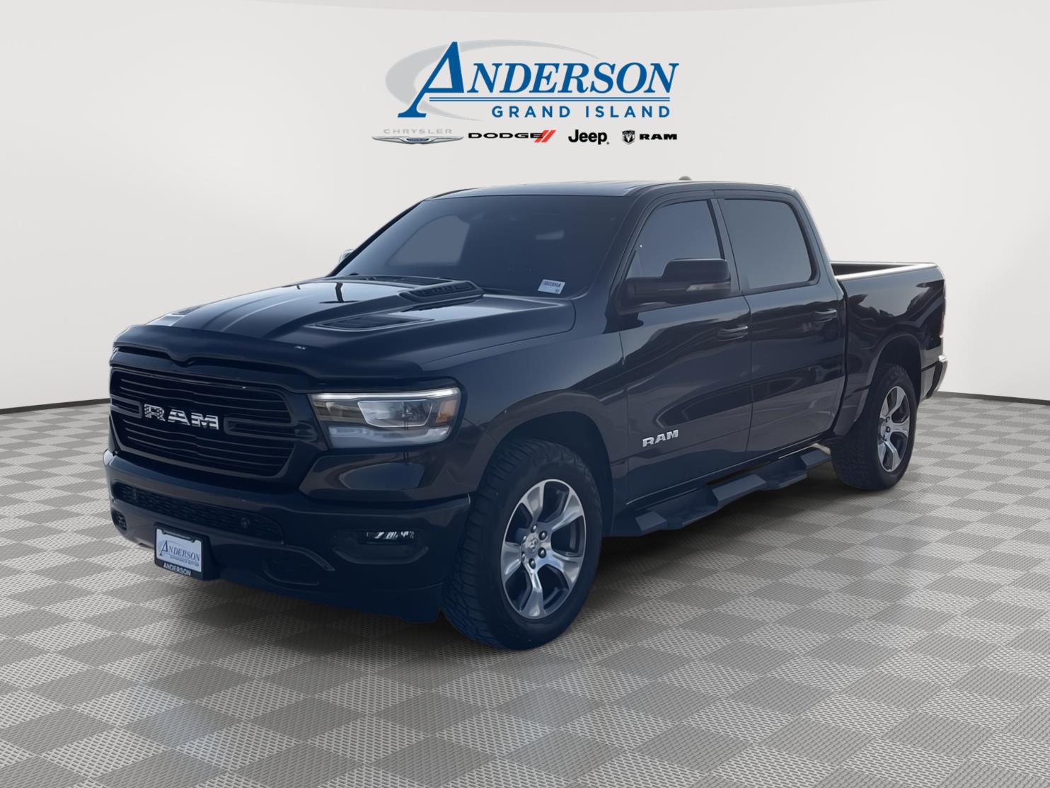 2023 RAM 1500 Laramie 4x4 Crew Cab 5'7's photo