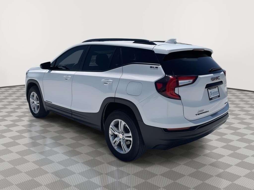 Used 2024 GMC Terrain SLE SUV