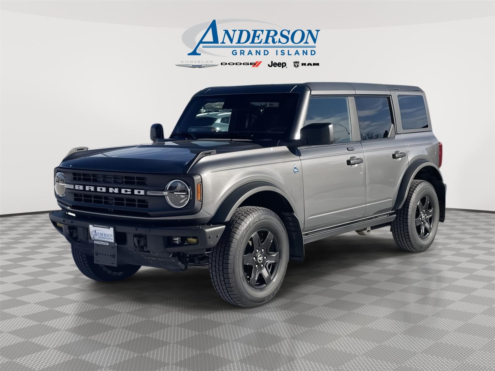 2021 Ford Bronco 4-Door Black Diamond's photo