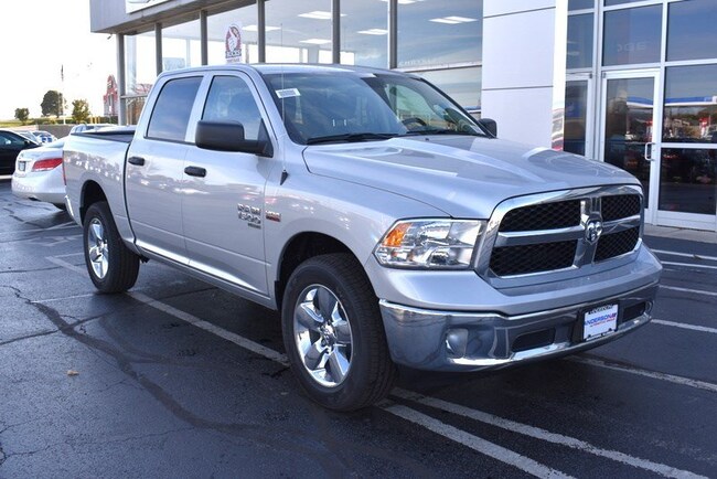 New 2019 Ram 1500 CLASSIC TRADESMAN CREW CAB 4X4 5'7 BOX ...