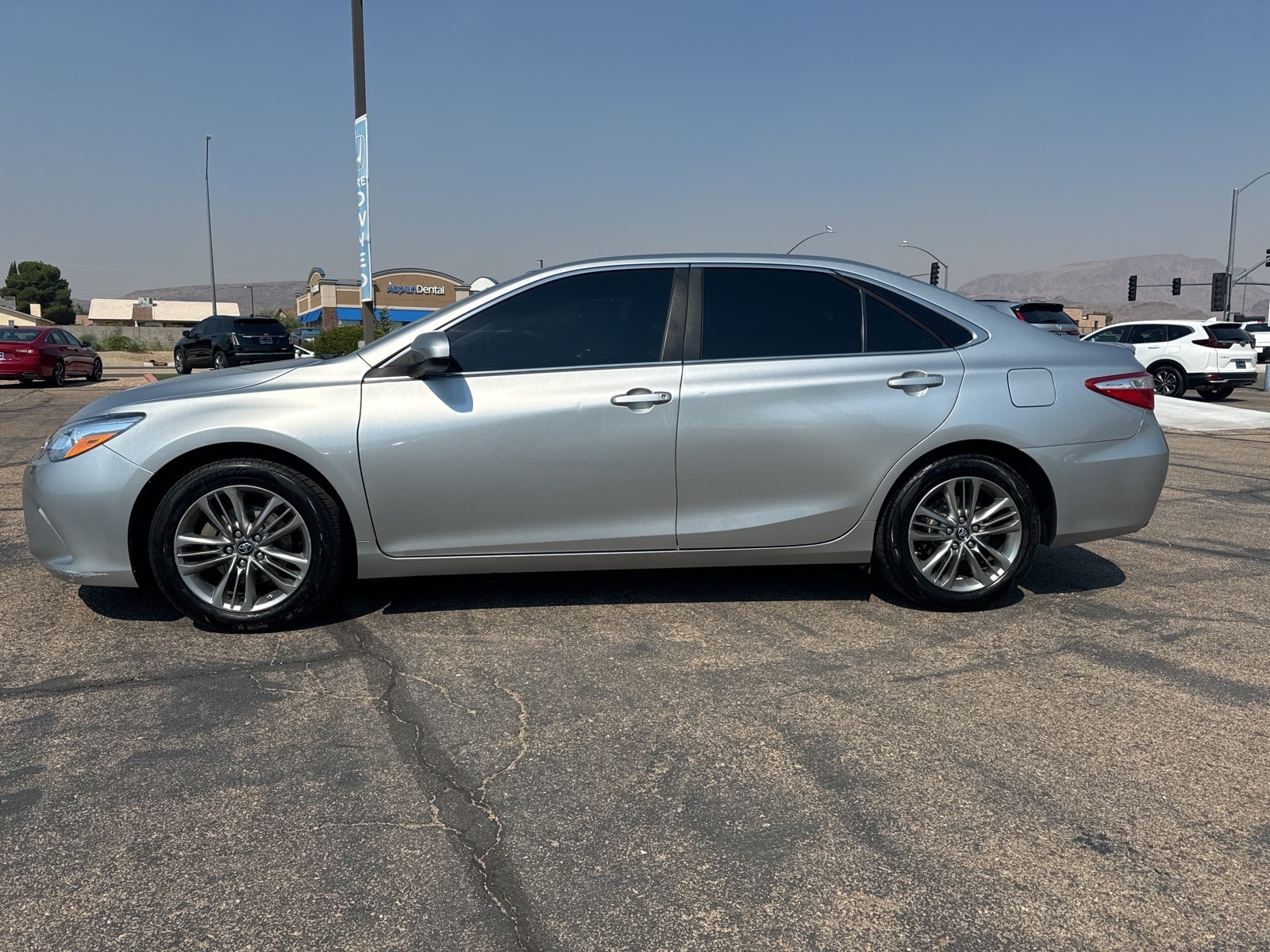 Used 2017 Toyota Camry SE with VIN 4T1BF1FK5HU619876 for sale in Kingman, AZ