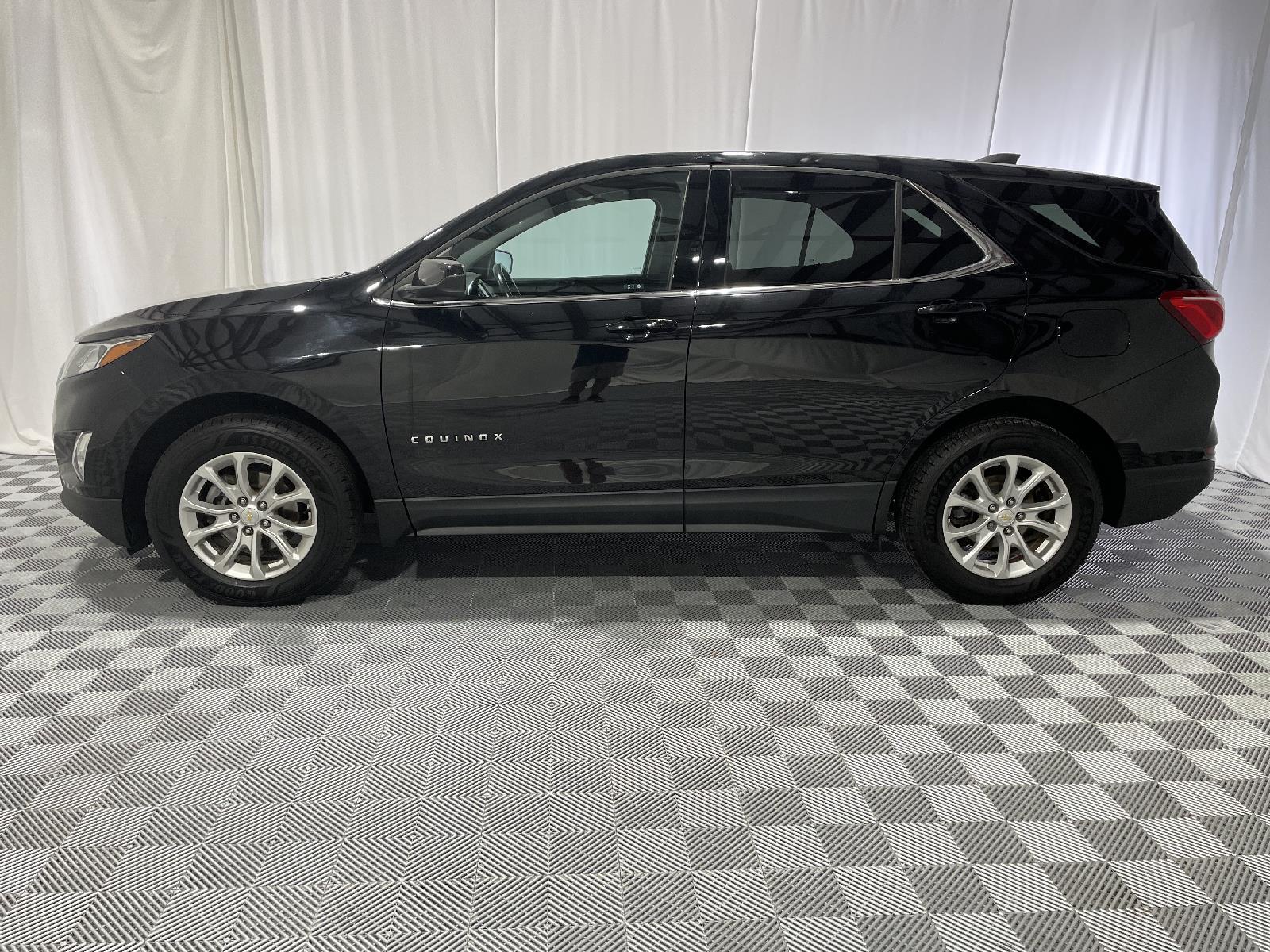 Used 2020 Chevrolet Equinox LT with VIN 2GNAXUEV2L6137648 for sale in Saint Joseph, MO