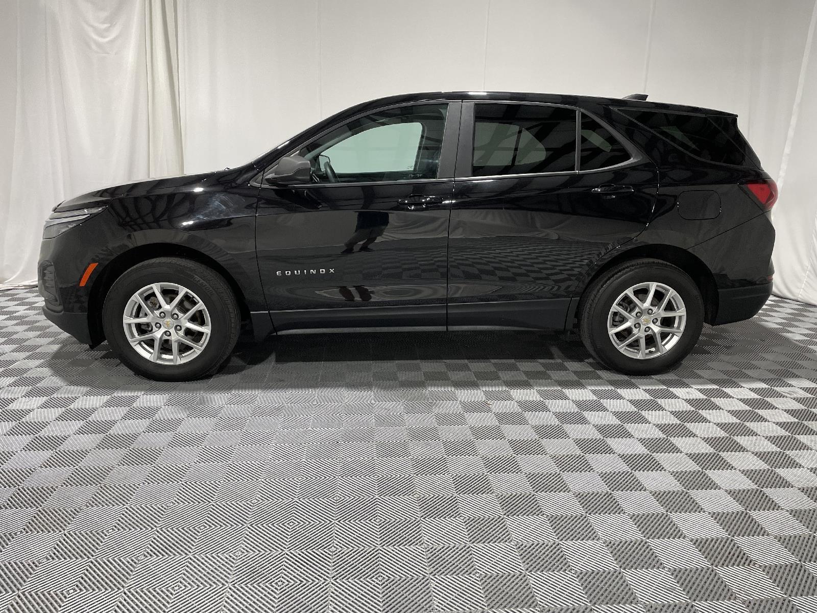 Used 2022 Chevrolet Equinox LS with VIN 2GNAXSEV4N6104397 for sale in Saint Joseph, MO