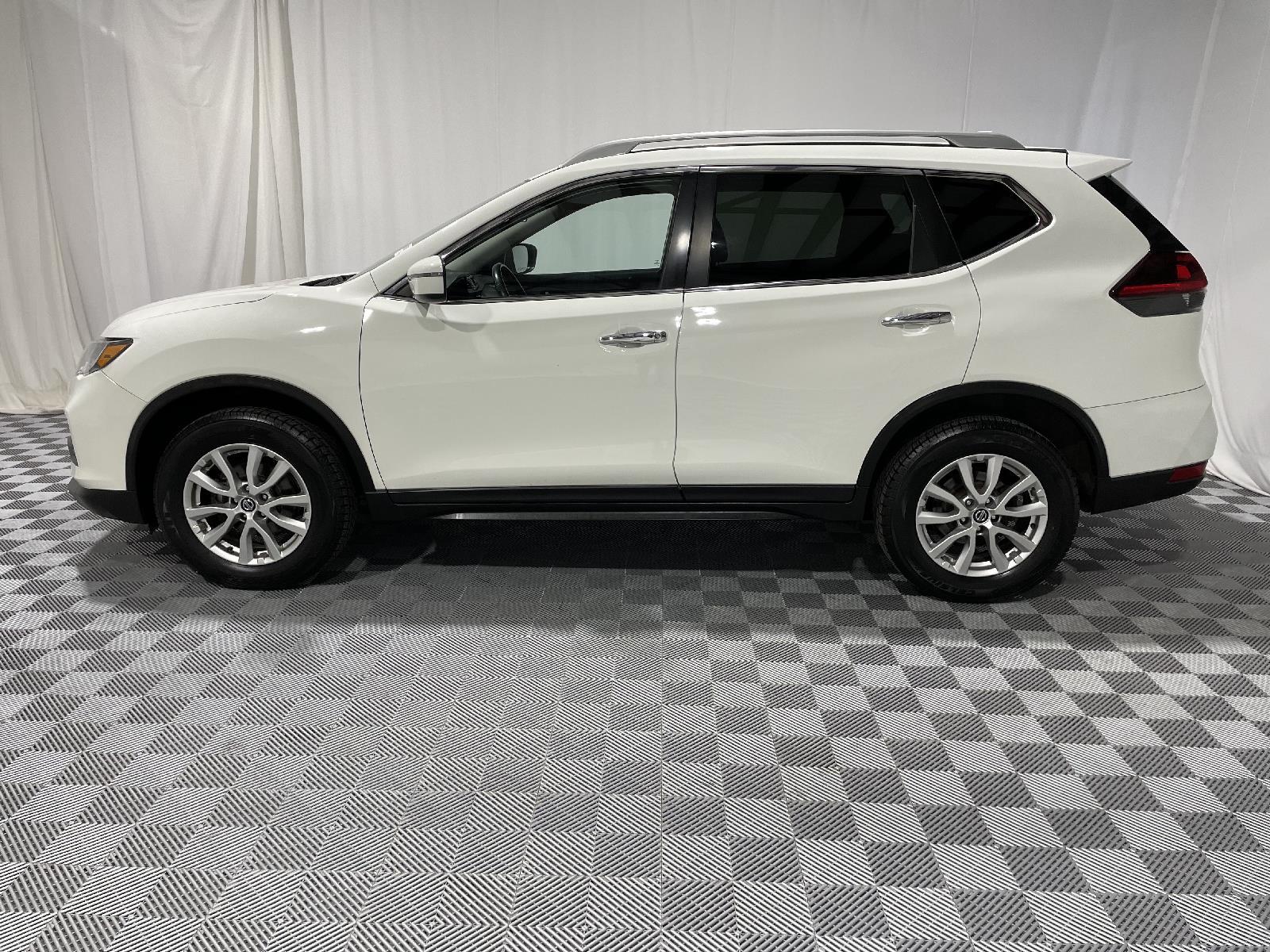 Used 2020 Nissan Rogue SV with VIN 5N1AT2MV1LC787195 for sale in Kansas City