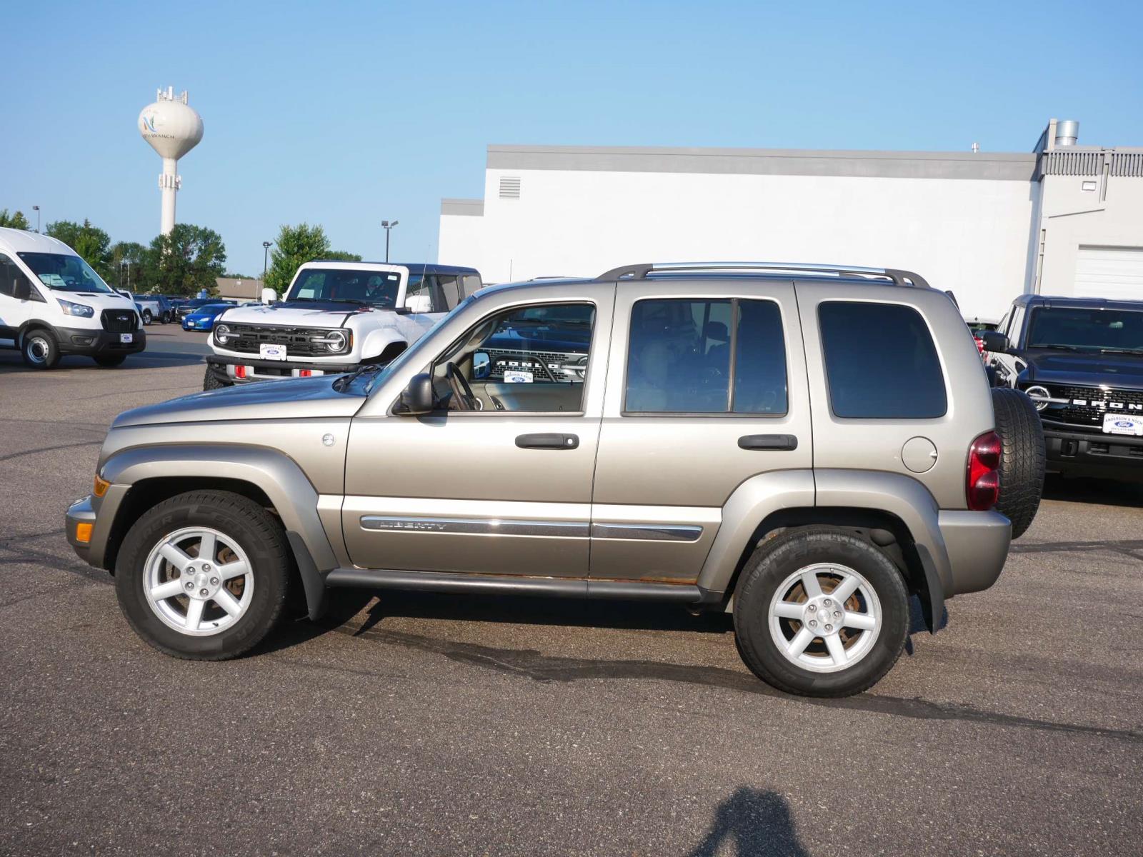 Used 2006 Jeep Liberty Limited with VIN 1J4GL58K76W115090 for sale in Branch, Minnesota