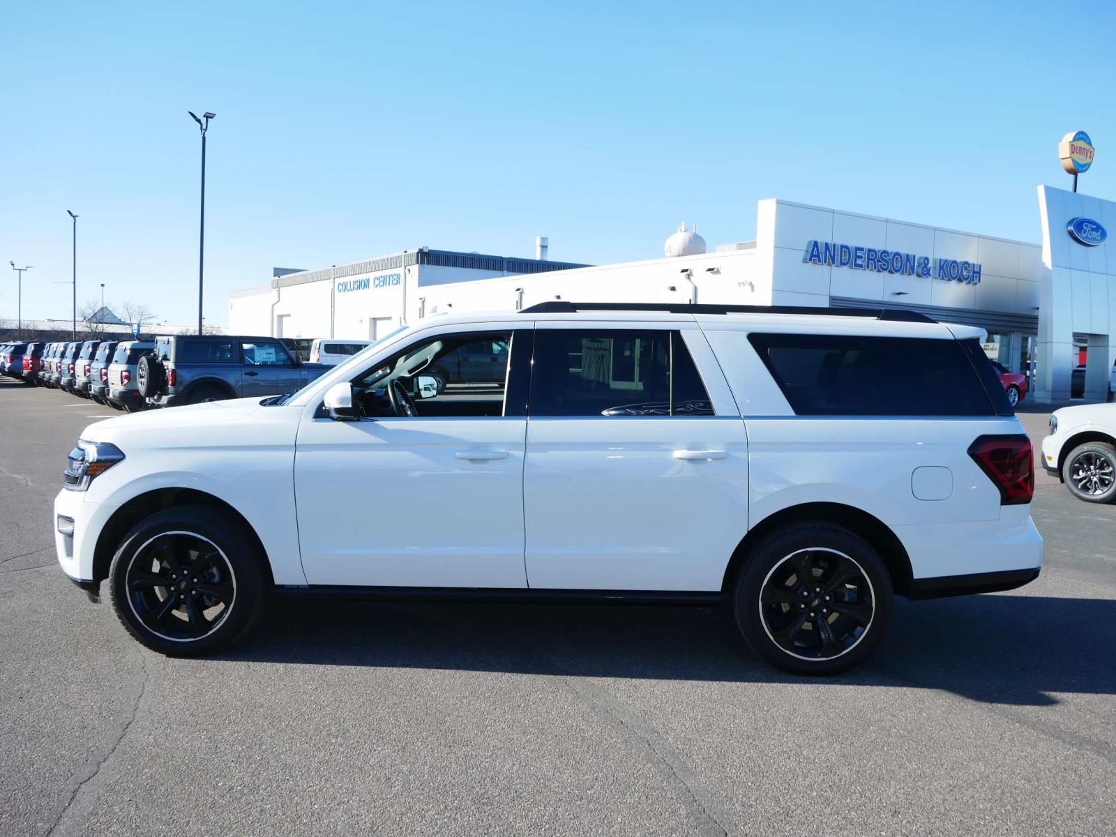 Used 2022 Ford Expedition Limited with VIN 1FMJK2AT0NEA12349 for sale in Branch, Minnesota