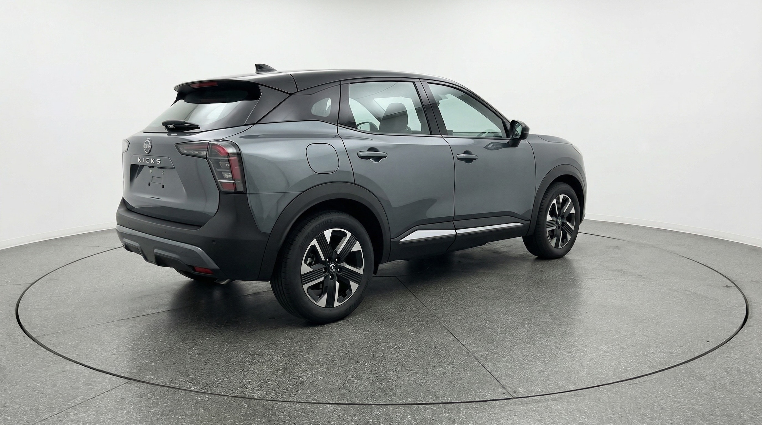 Thumbnail: 2026 Nissan Kicks - 7