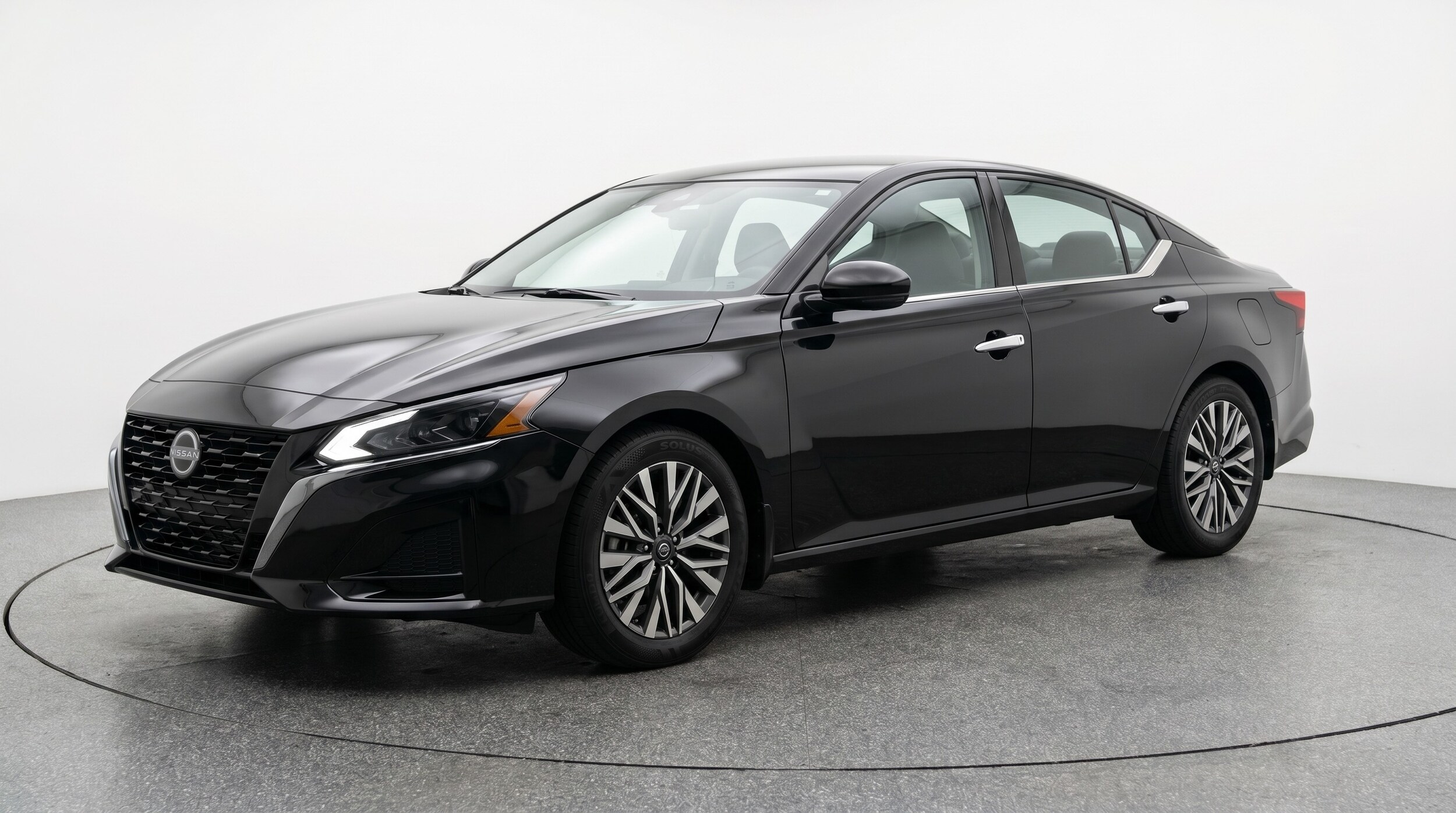 Thumbnail: 2025 Nissan Altima - 3