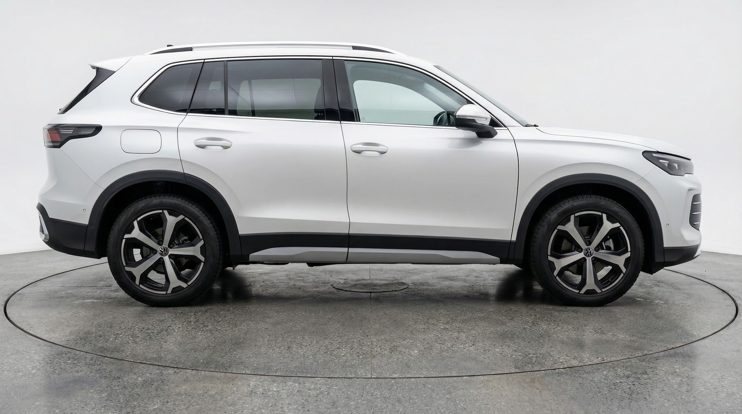 Thumbnail: 2026 Volkswagen Tiguan - 8