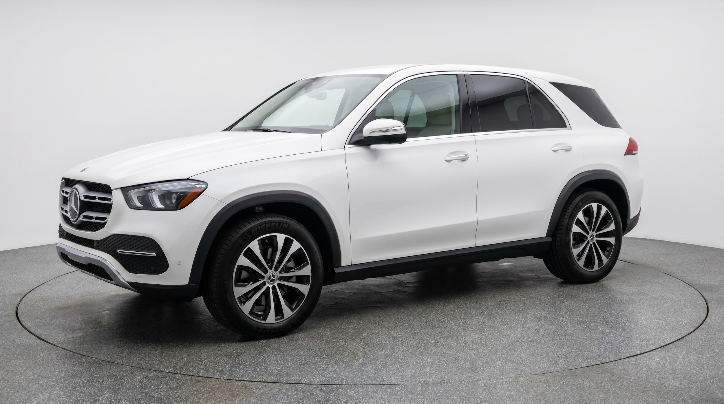 Thumbnail: 2026 Mercedes-Benz GLE - 3