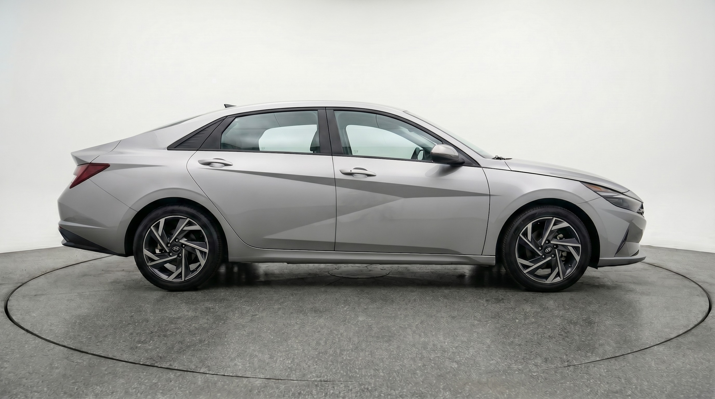 Thumbnail: 2025 Hyundai Elantra - 8