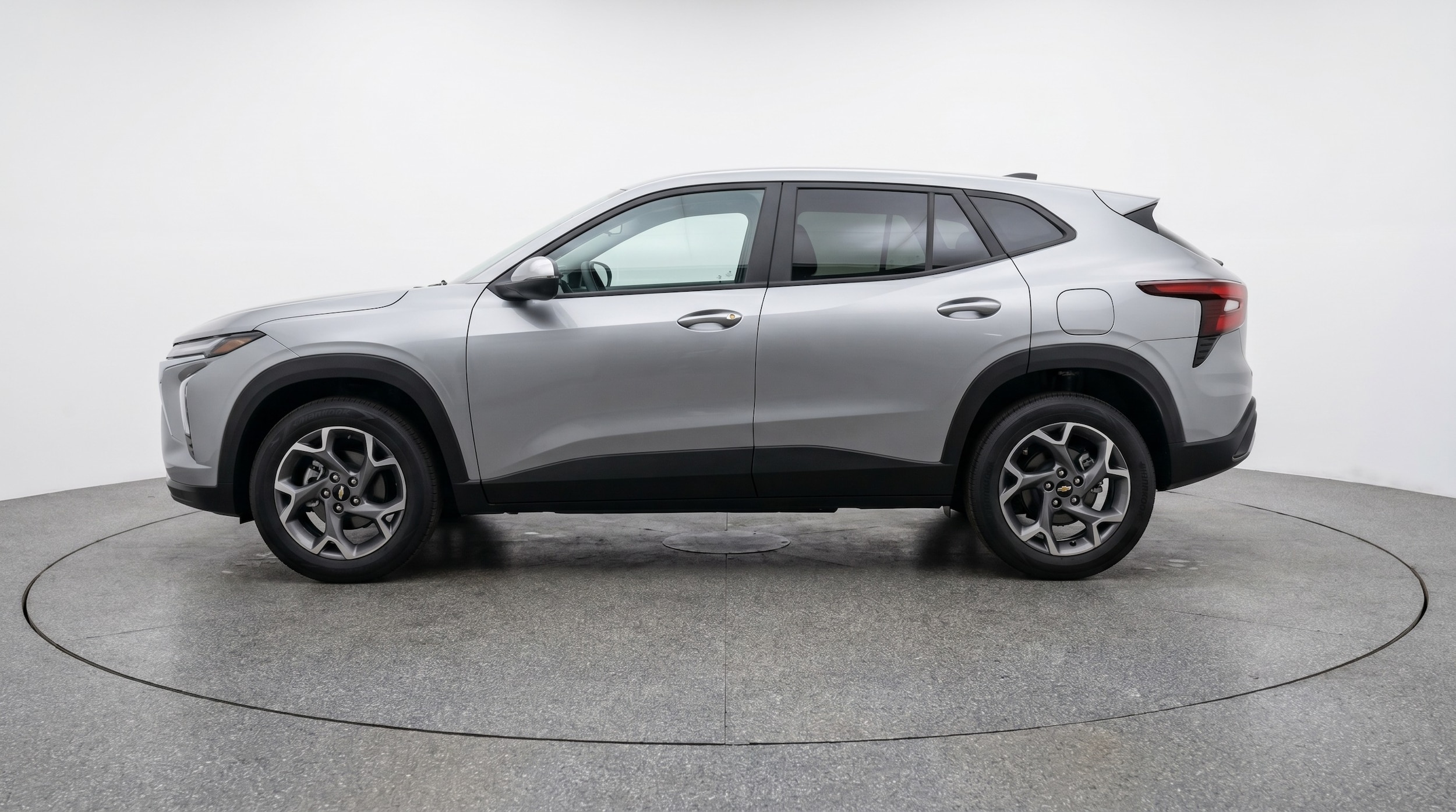 Thumbnail: 2025 Chevrolet Trax - 4