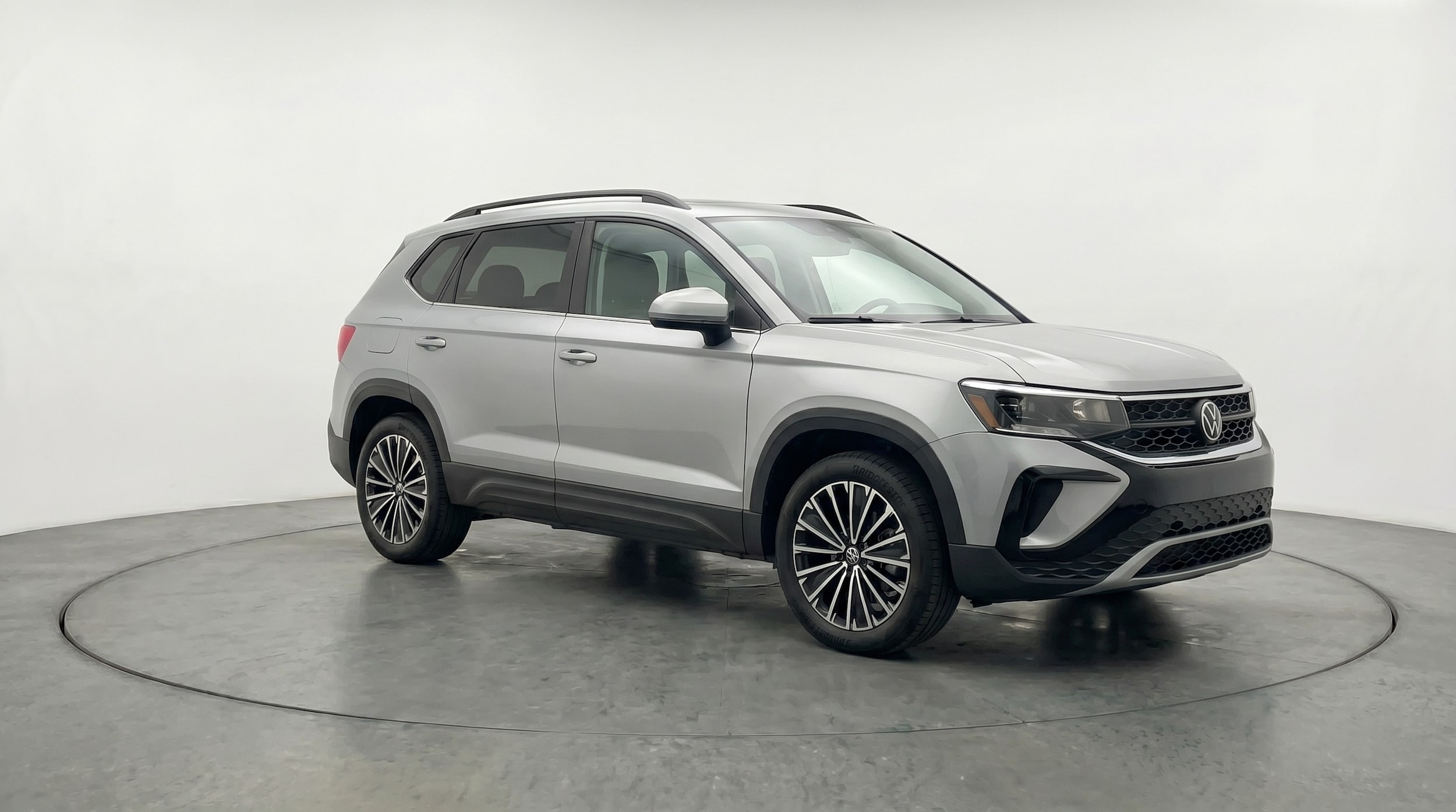 Thumbnail: 2026 Volkswagen Taos - 1