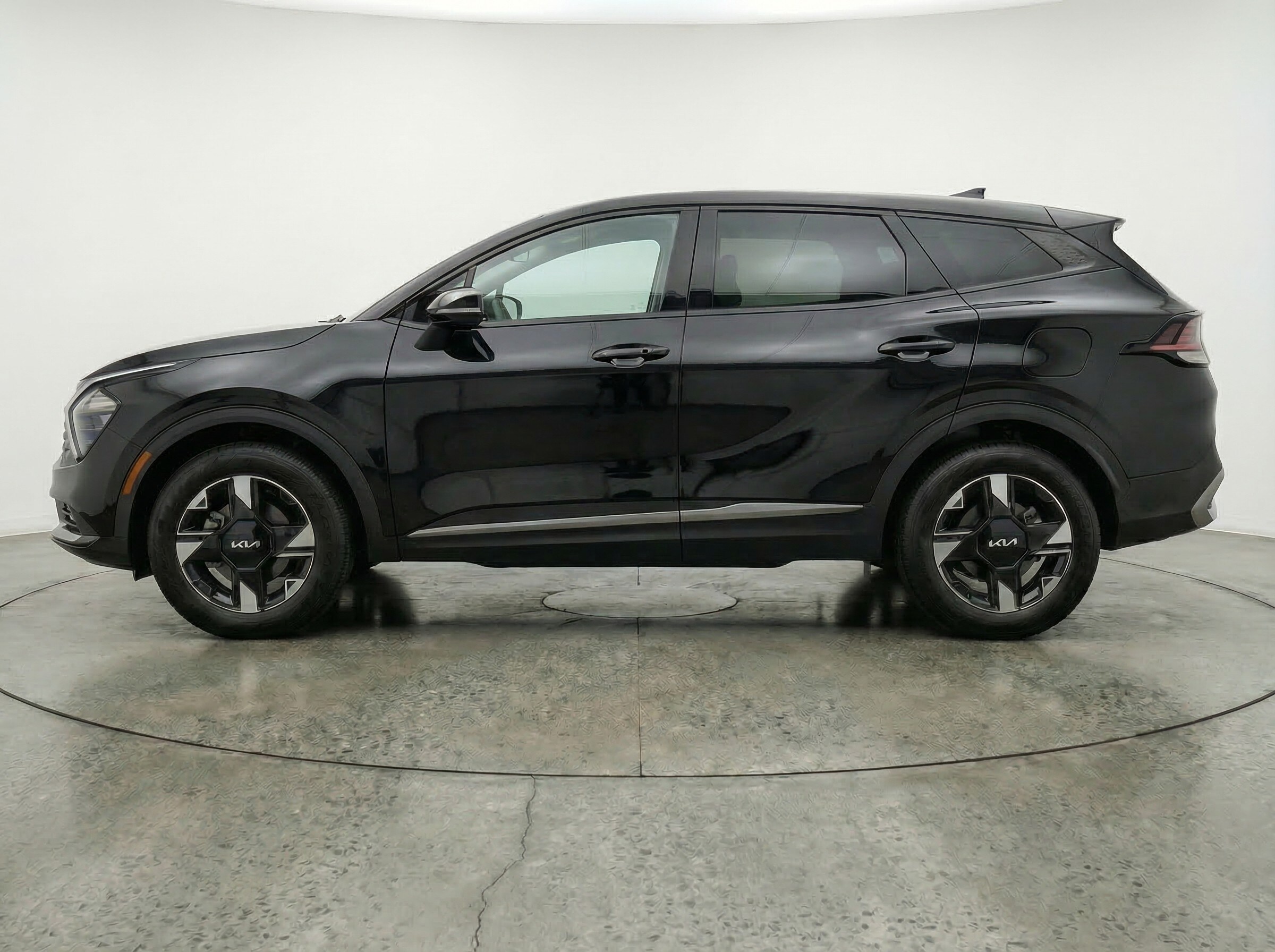 Thumbnail: 2026 Kia Sportage - 4