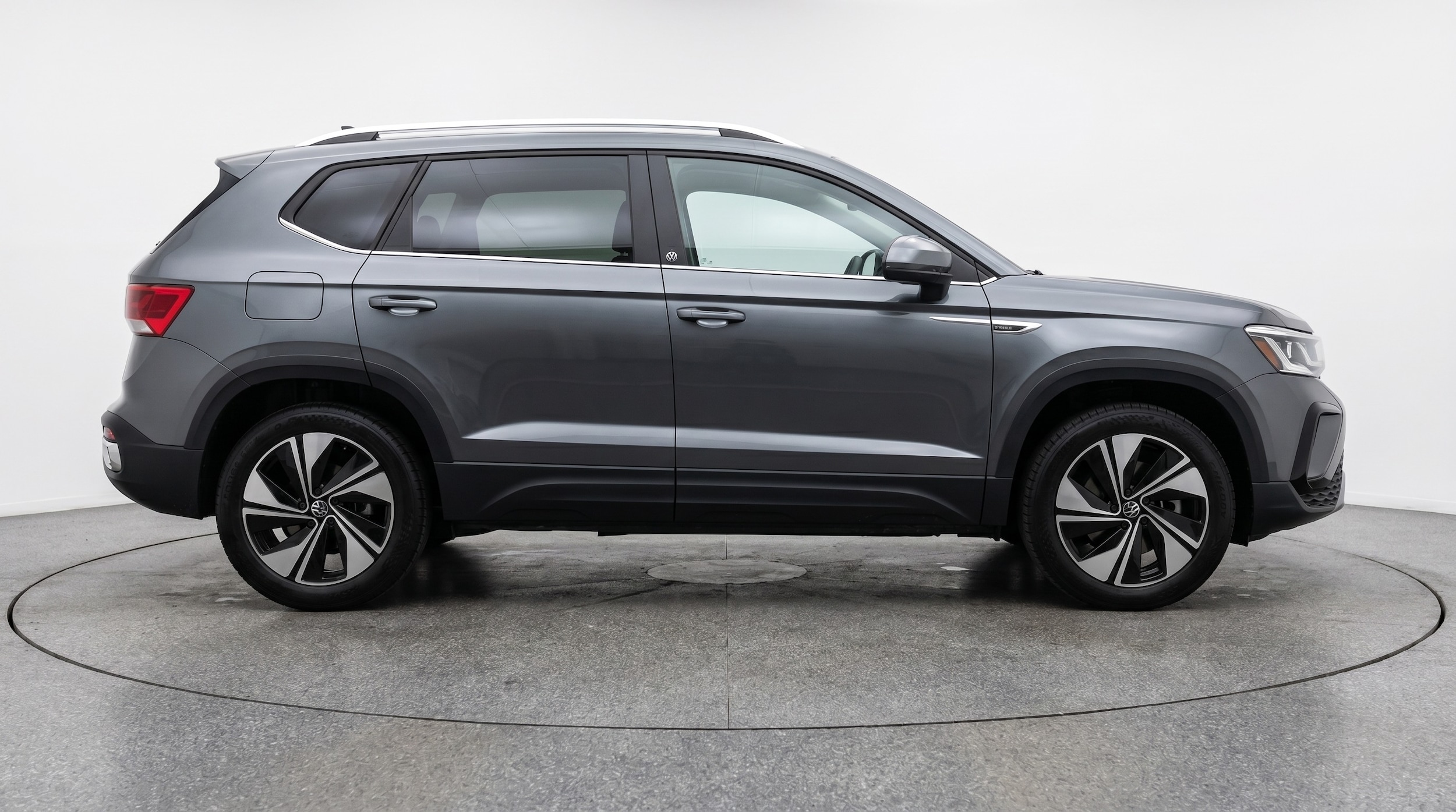 Thumbnail: 2026 Volkswagen Taos - 8