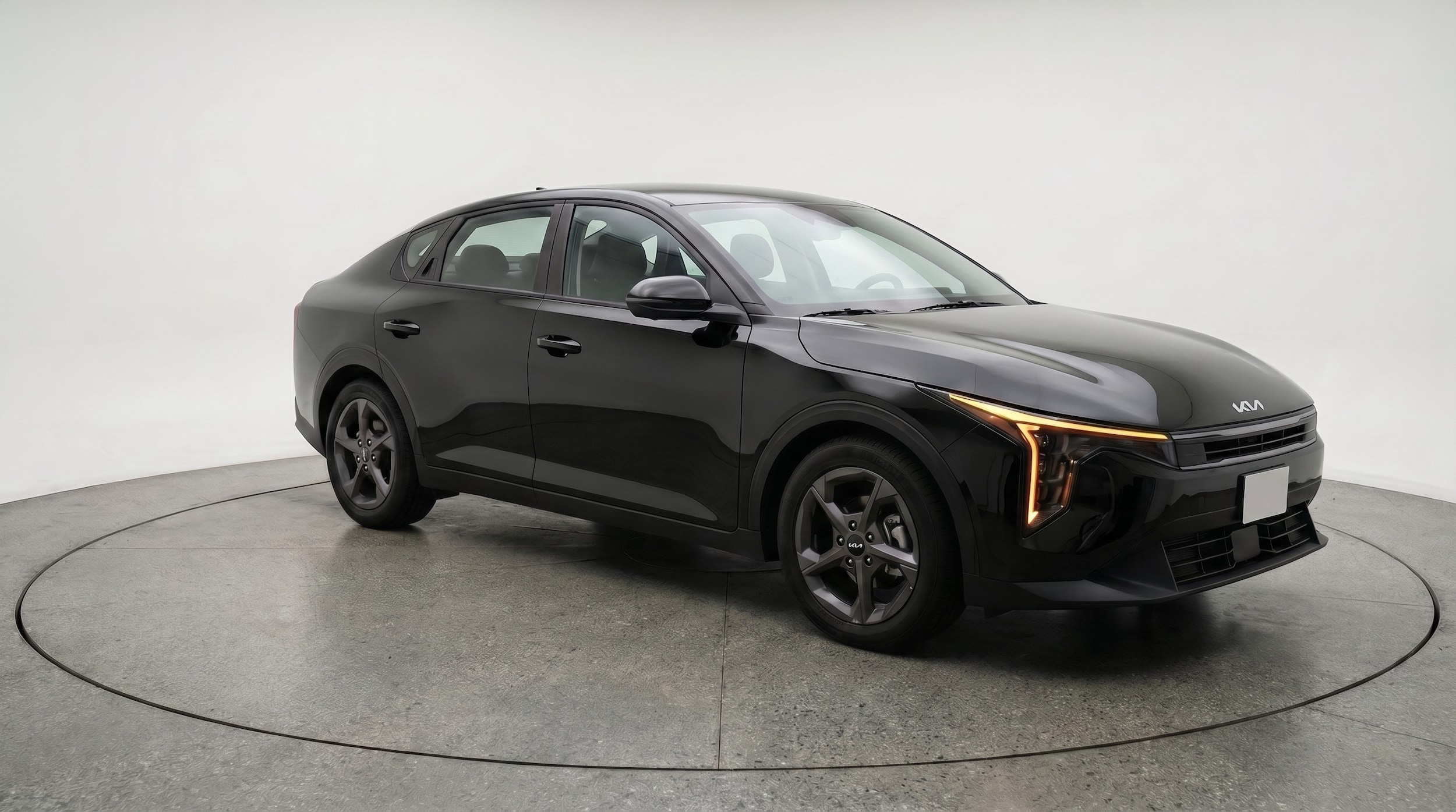Thumbnail: 2026 Kia K4 - 1