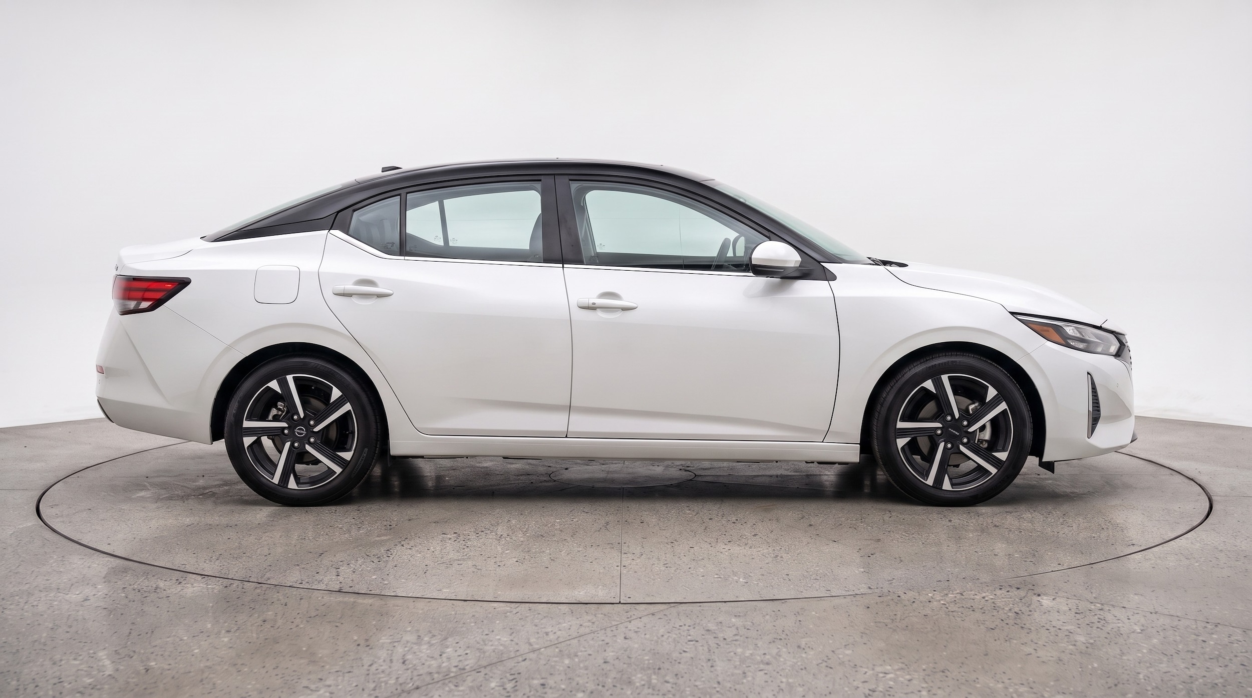 Thumbnail: 2025 Nissan Sentra - 8